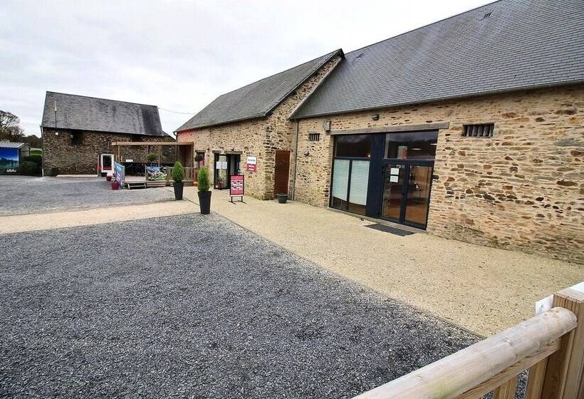 בית מלון כפרי Ouilok   Domaine De Litteau Campsite