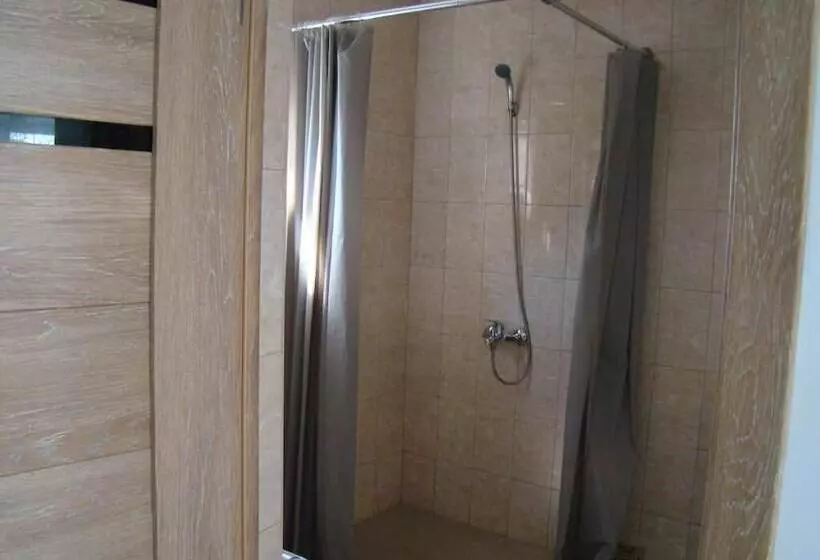 تختخواب و صبحانه Villapetra