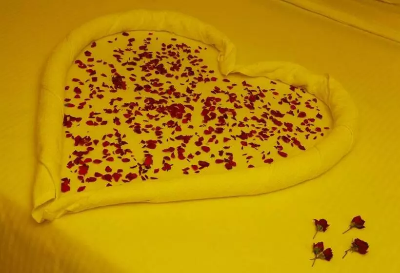 Hotelli Chenduran Park