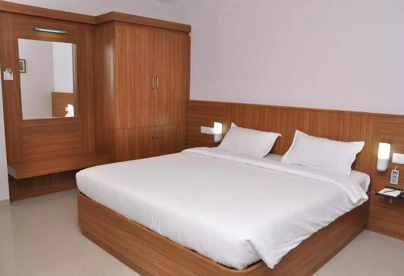 Hotelli Chenduran Park