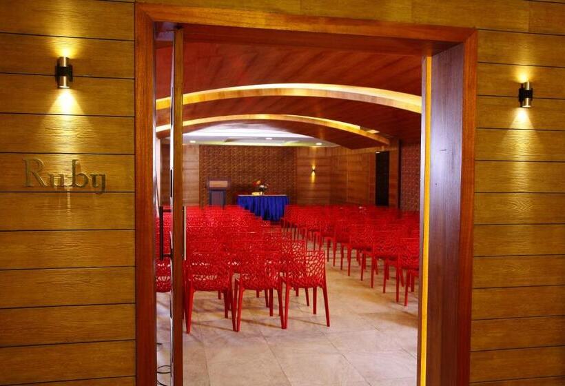 Hotel Chenduran Park