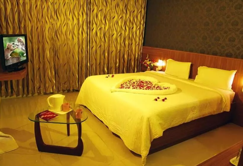 Hotelli Chenduran Park