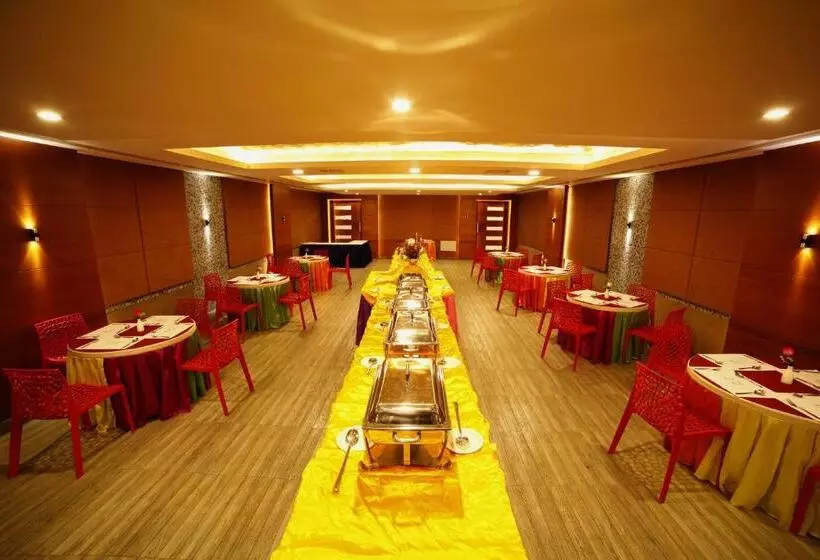 Hotelli Chenduran Park