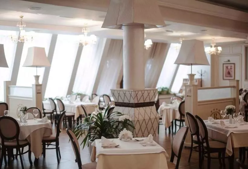 Hotelli Grand  Vostok