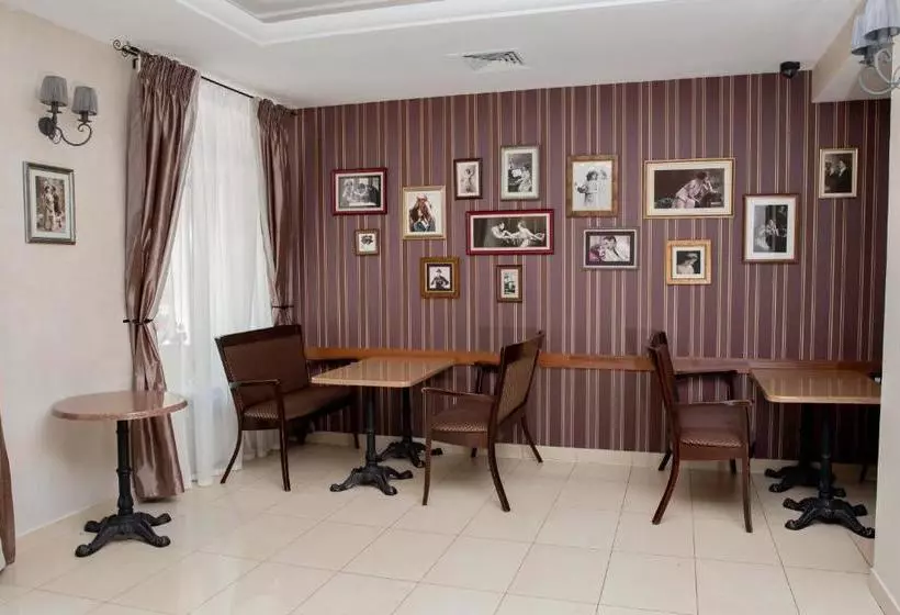 Hotelli Grand  Vostok