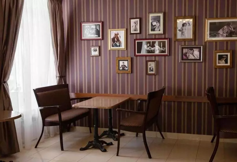 Hotelli Grand  Vostok