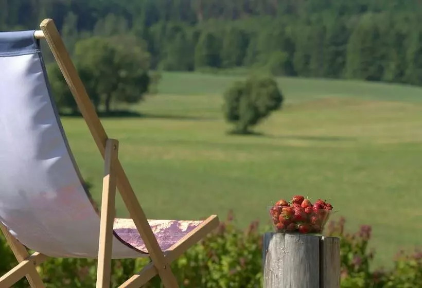 Maaseutuhotelli Landhaus Masurische Schweiz