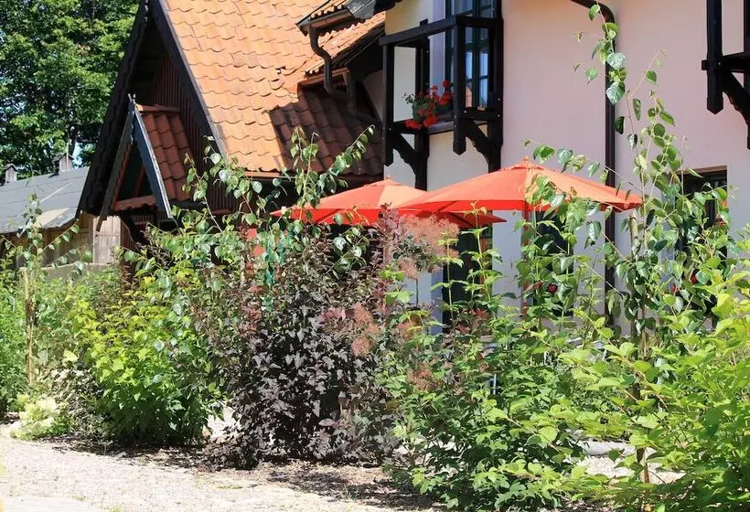 Maaseutuhotelli Landhaus Masurische Schweiz