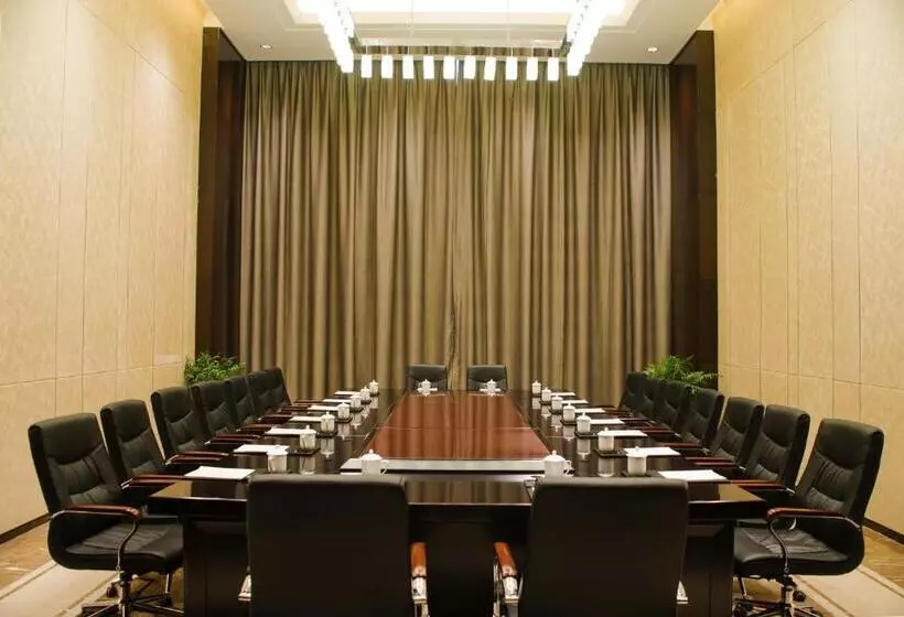 Hotelli Yangzhong Firth Jinling Grand