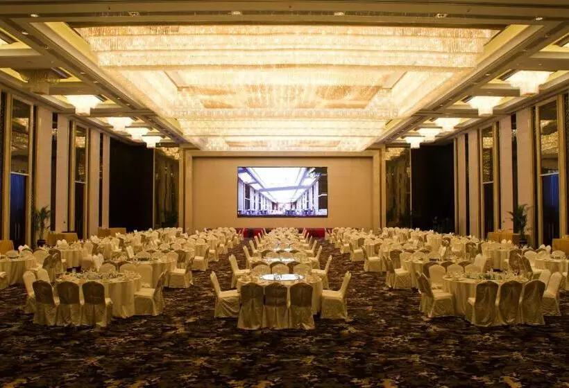 Hotelli Yangzhong Firth Jinling Grand