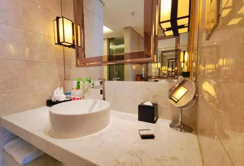 Hotelli Yangzhong Firth Jinling Grand