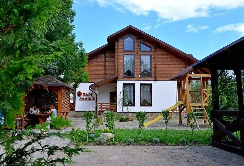 Majatalo Guest House Park Hadzhoh