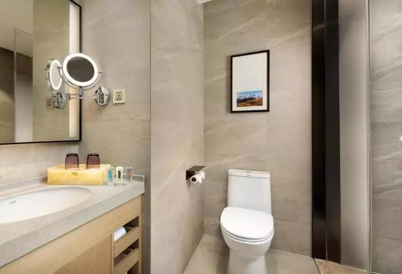 Lomakeskus Holiday Inn Batang, An Ihg