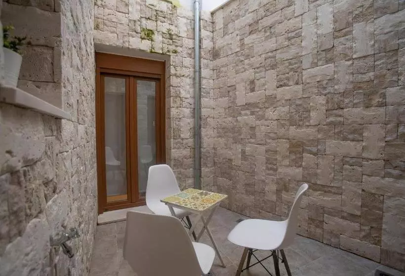 Soho Boutique Central