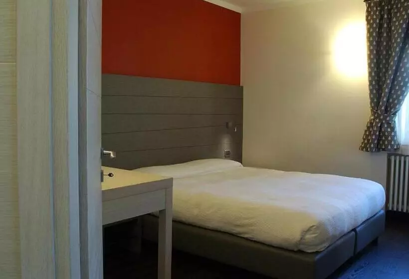 בית מלון כפרי Bucaneve