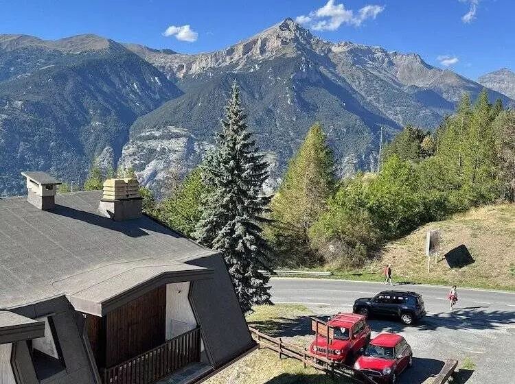 בית מלון כפרי Des Amis