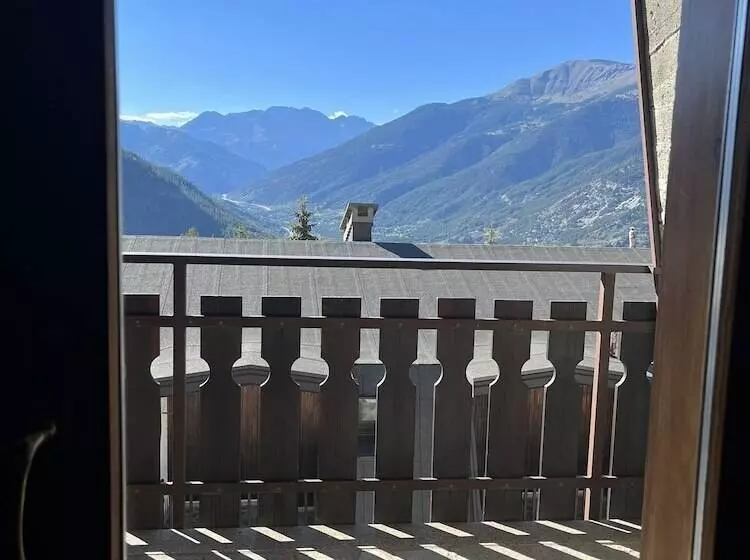 בית מלון כפרי Des Amis