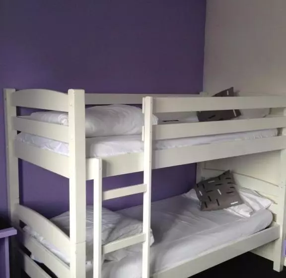 ホテル Hôtel   Restaurant Eugenie