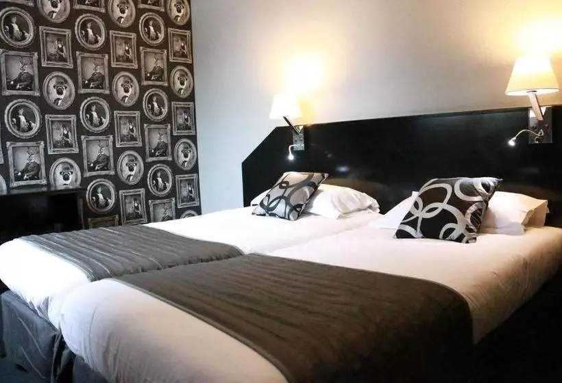 ホテル Hôtel   Restaurant Eugenie