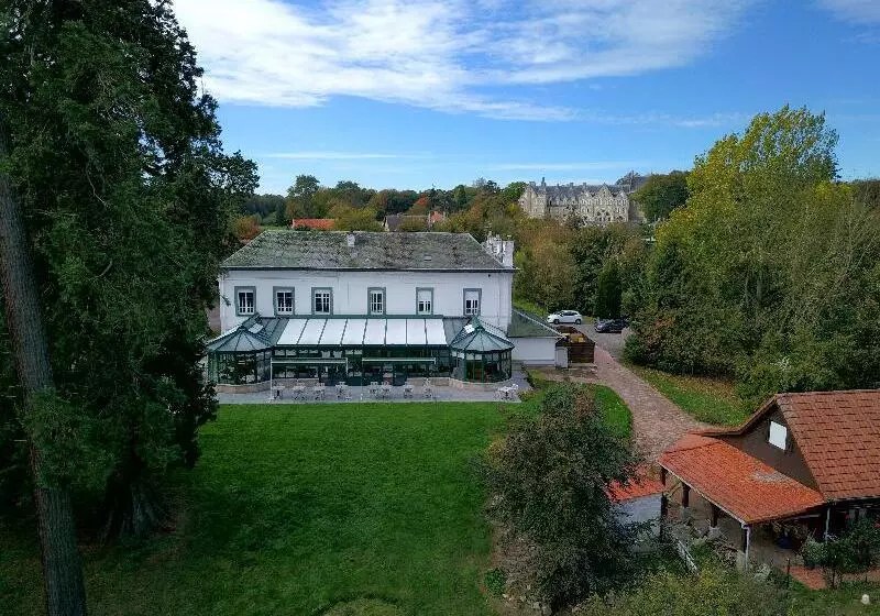 Logis   Hotel Restaurant La Sapinière