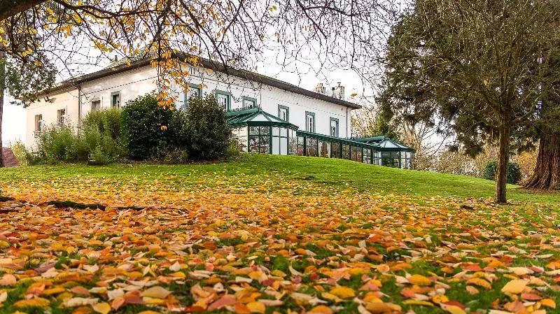 Logis   Hotel Restaurant La Sapinière