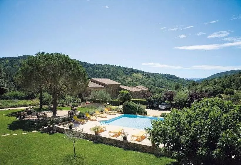 酒店 Logis Hôtel Restaurant Le Chêne Vert