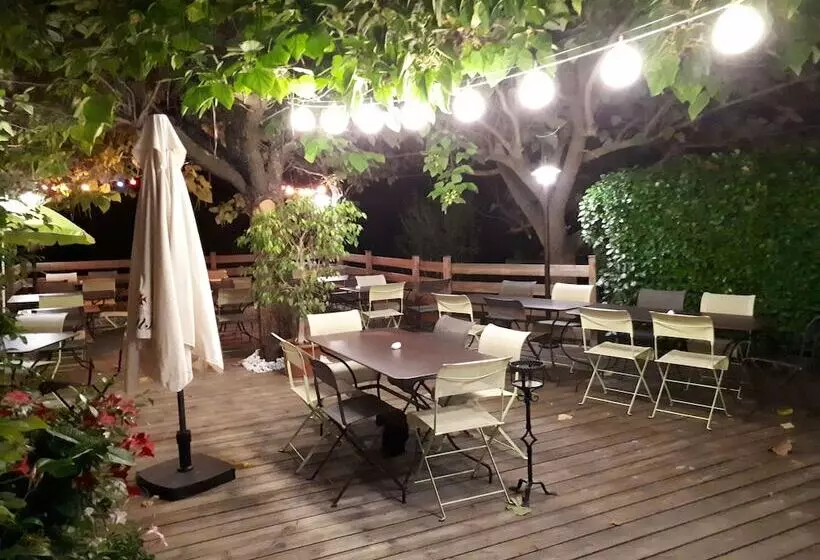 בית מלון כפרי Le Mont Brouilly