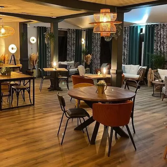 בית מלון כפרי Le Mont Brouilly