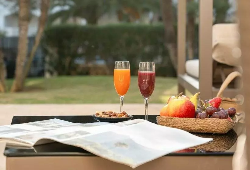 Отель Melia Cala D Or Boutique