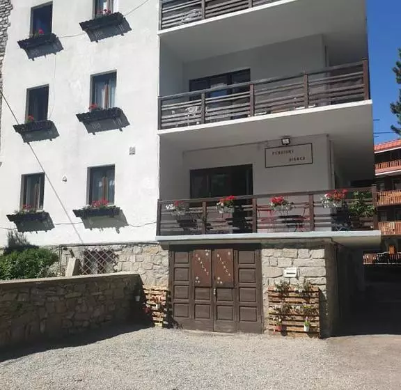 בית מלון כפרי Pensione Bianca