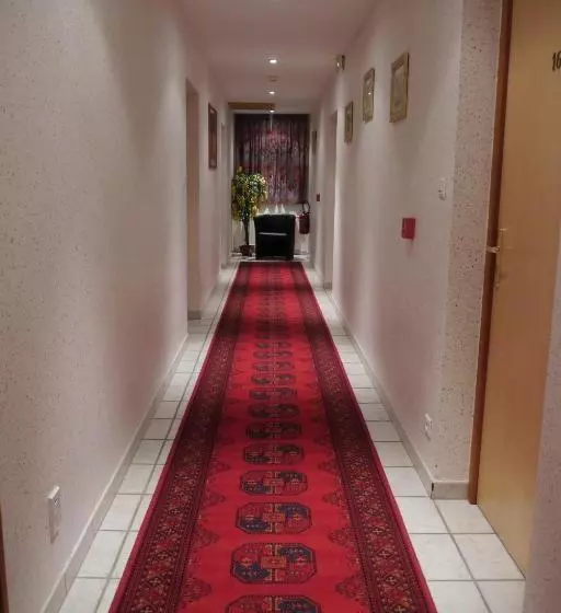 هتل Hôtel Sud Alsace