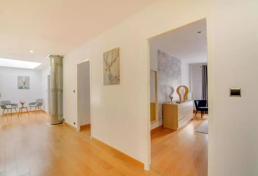 Aamiaismajoitus (B&B) Maison D Hotes La Villa Des Ducs Barleduc