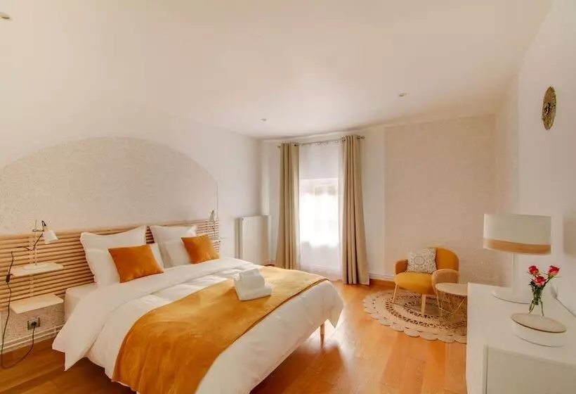 Aamiaismajoitus (B&B) Maison D Hotes La Villa Des Ducs Barleduc