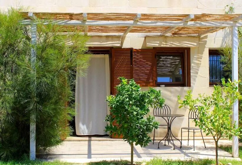 Aamiaismajoitus (B&B) Masseria Dei 12 Granai