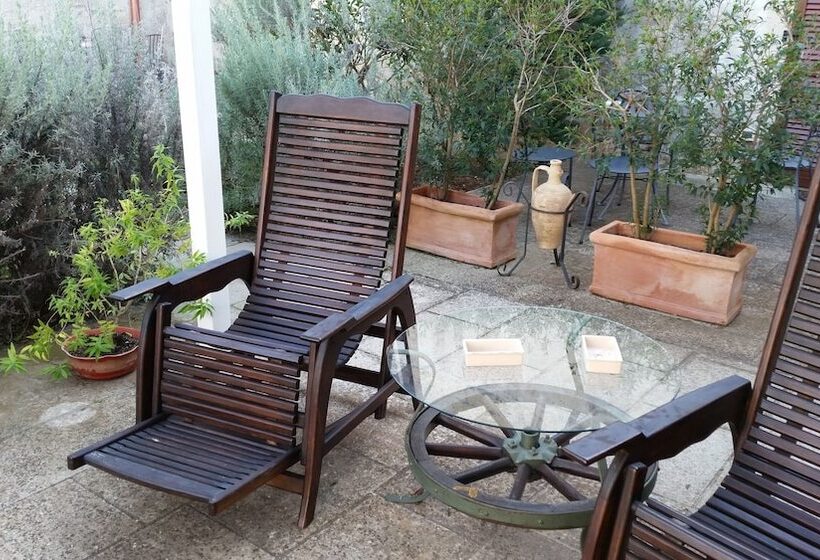 Bed and Breakfast Masseria Dei 12 Granai