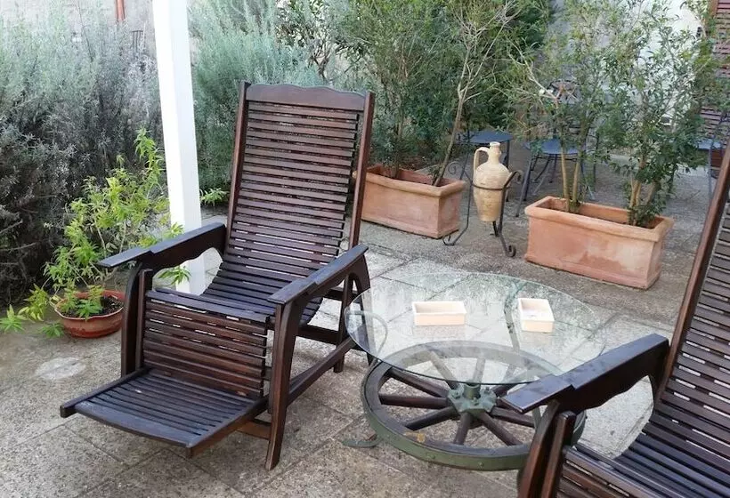 Aamiaismajoitus (B&B) Masseria Dei 12 Granai