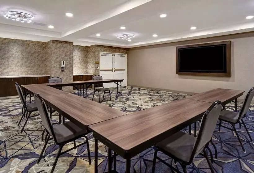 ホテル Fairfield Inn & Suites Las Vegas Airport South