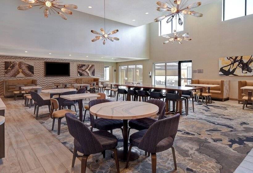 فندق Fairfield Inn & Suites Las Vegas Airport South