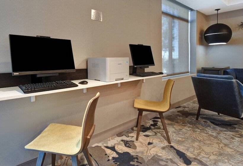 فندق Fairfield Inn & Suites Las Vegas Airport South