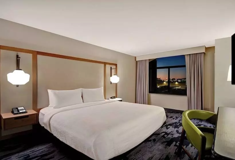 ホテル Fairfield Inn & Suites Las Vegas Airport South