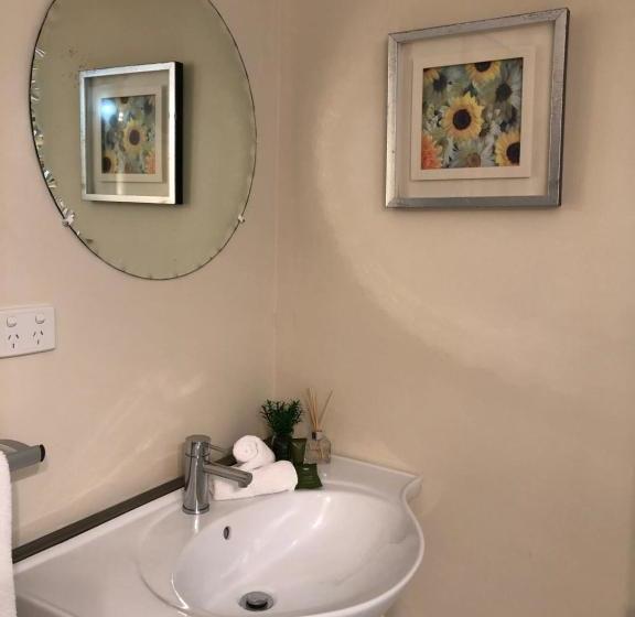 Macedon Ranges Hotel & Spa