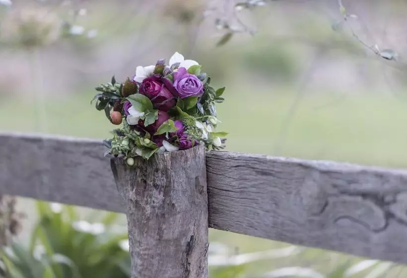 Macedon Ranges Hotel & Spa