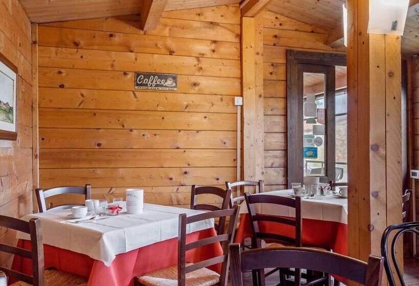 Rustic Cottage In Magione With Swimming Pool