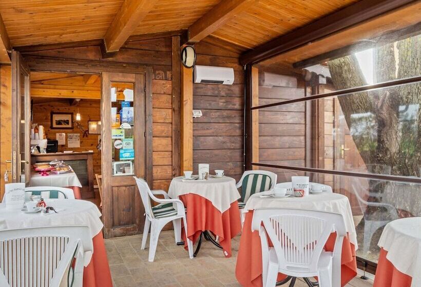 Rustic Cottage In Magione With Swimming Pool