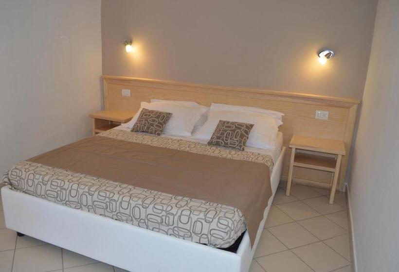 ベッドアンドブレックファースト Guest Rooms Affittacamere