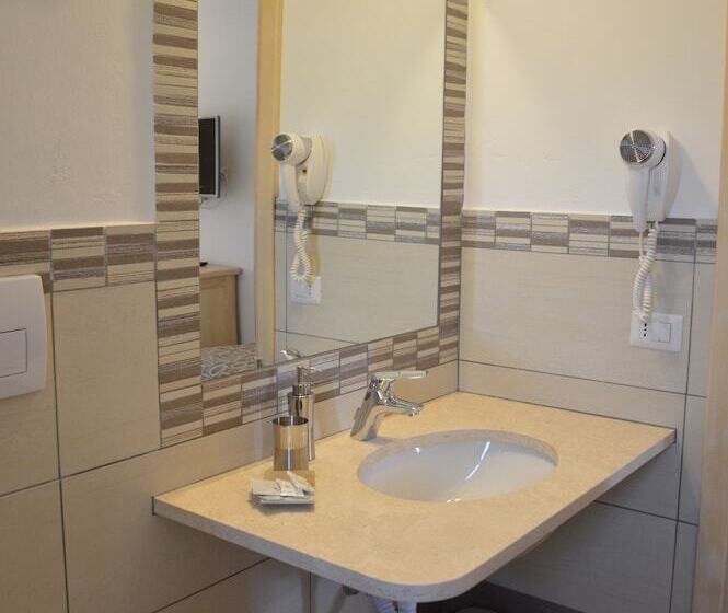 ベッドアンドブレックファースト Guest Rooms Affittacamere