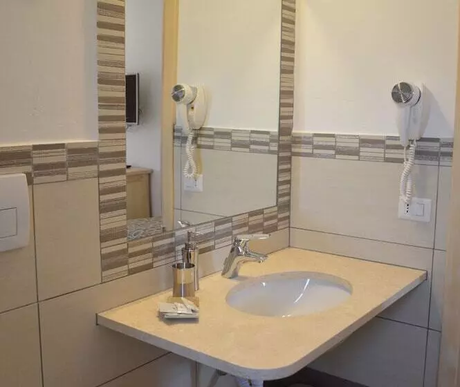 ベッドアンドブレックファースト Guest Rooms Affittacamere