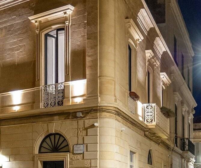 تختخواب و صبحانه Il Garbino Suite And Apartment