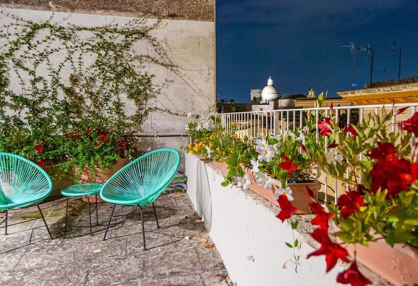 تختخواب و صبحانه Il Garbino Suite And Apartment