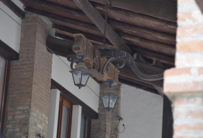 فندق ريفى Agriturismo Cipolli E Podò Corte Carlini